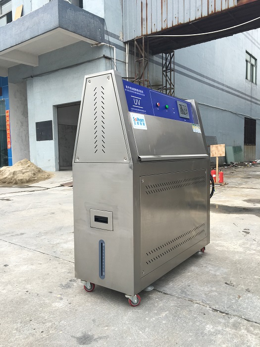 紫外老化試驗(yàn)箱側(cè)面圖